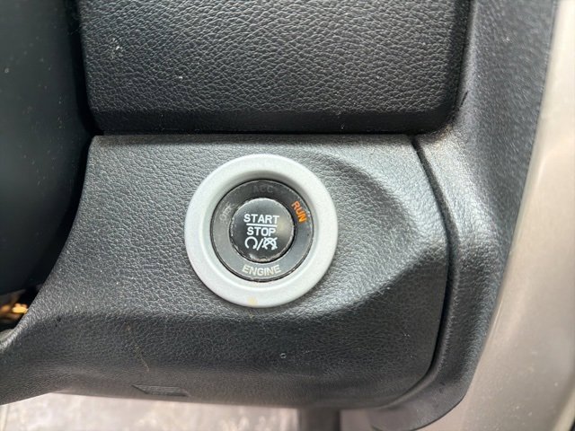 Used 2015 RAM 1500 Laramie w/ Convenience Group image 26