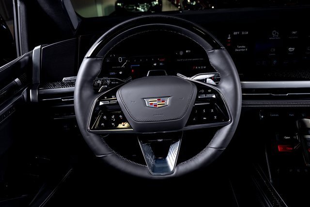 Used 2025 Cadillac Escalade V image 33