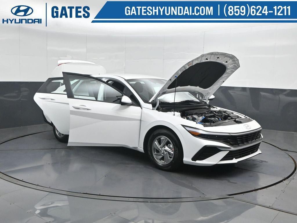 New 2026 Hyundai Elantra SE FWD image 53