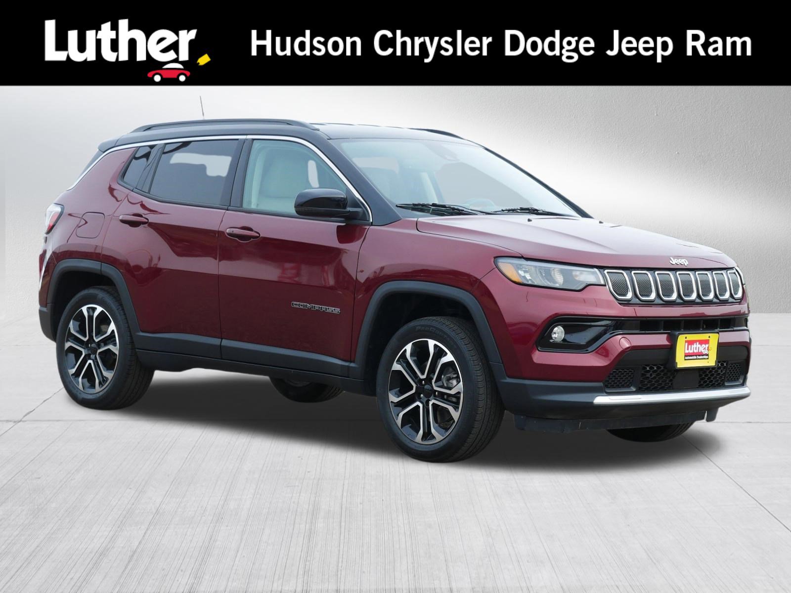 Used 2022 Jeep Compass Limited image 1