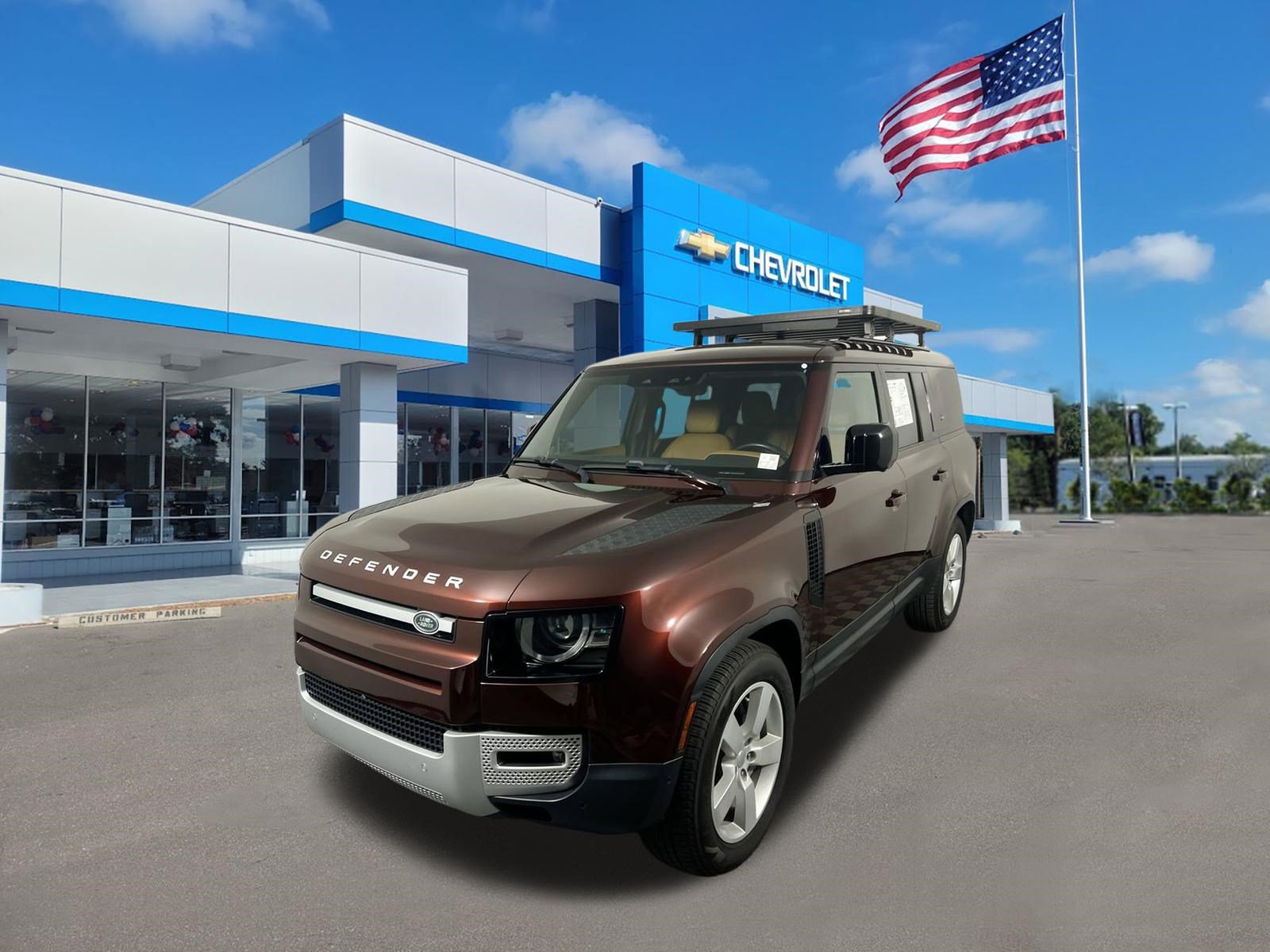 Used 2023 Land Rover Defender 130 SE AWD/4WD image 7