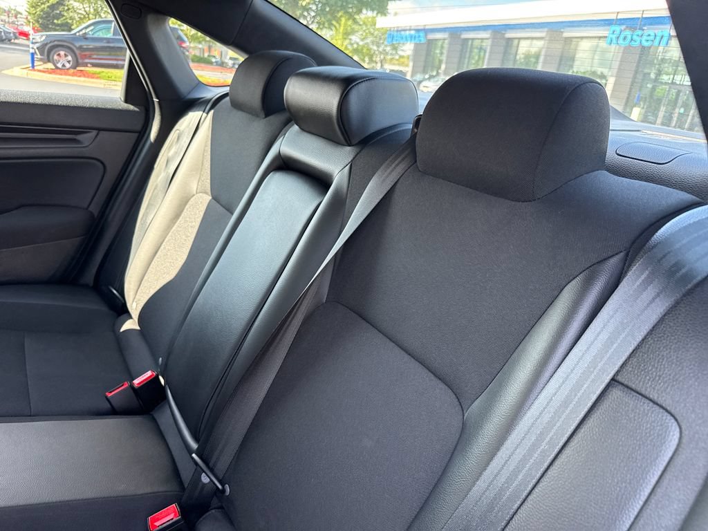 Certified 2025 Honda Civic Sport image 18