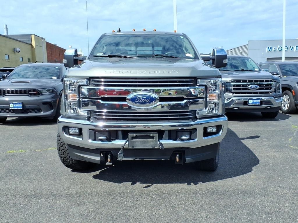 Used 2019 Ford F250 Lariat w/ Chrome Package AWD/4WD image 3