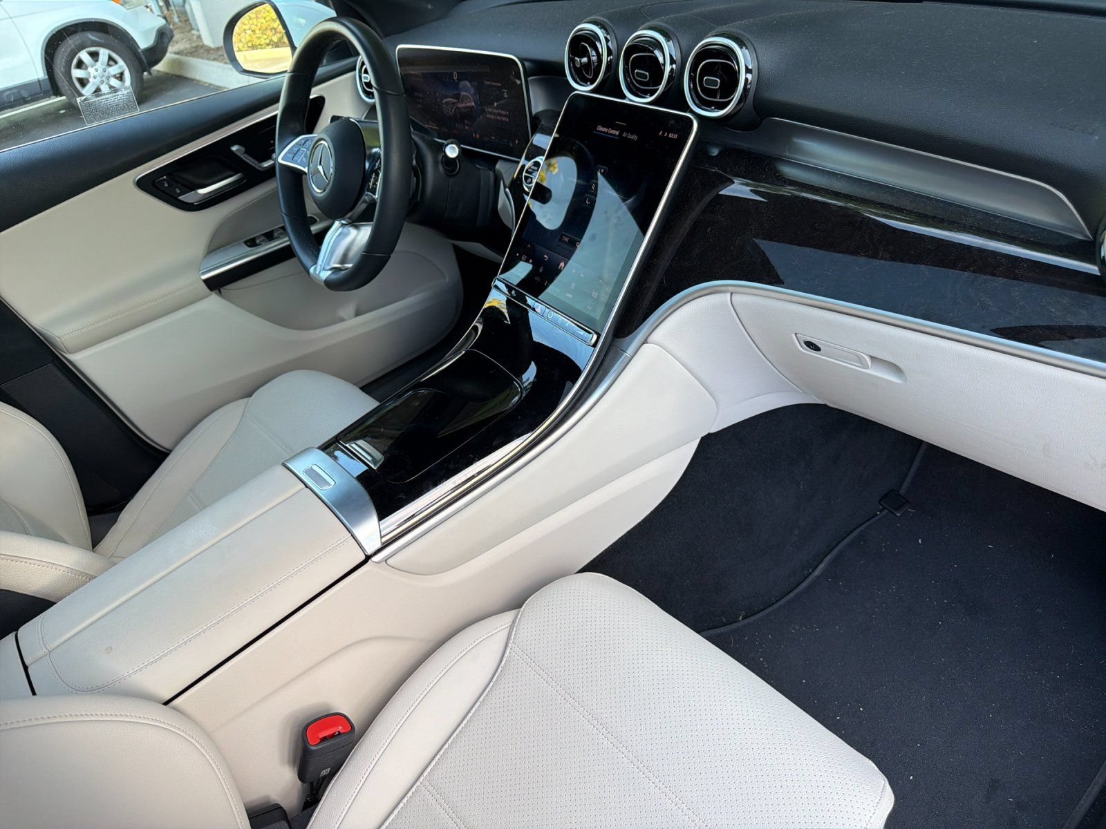 Used 2016 Mercedes-Benz GLC 300 4MATIC image 15