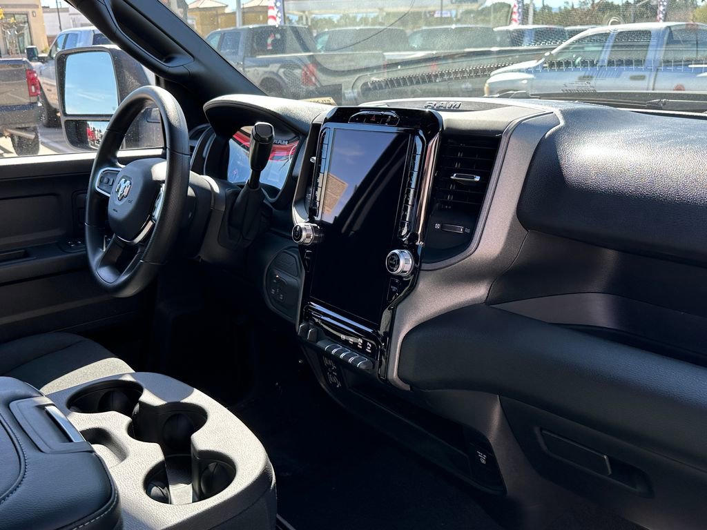 New 2026 RAM 3500 Tradesman AWD/4WD image 15