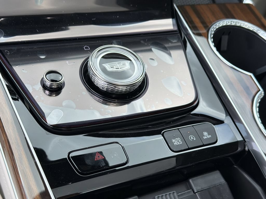 New 2026 Cadillac Escalade ESV Platinum Luxury w/ LPO, Radiant Package AWD/4WD image 29
