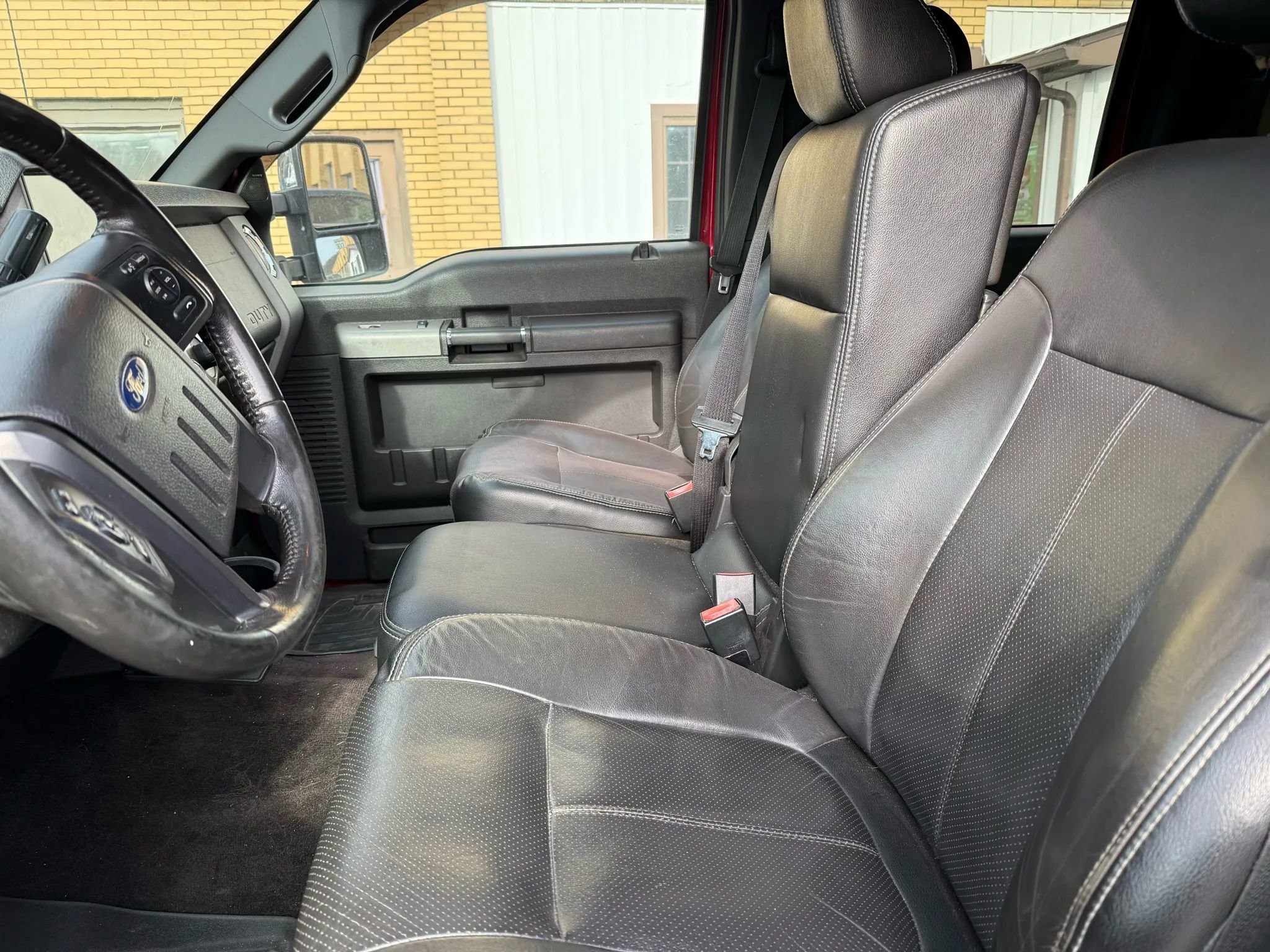 Used 2015 Ford F250 Lariat w/ Lariat Ultimate Package image 17