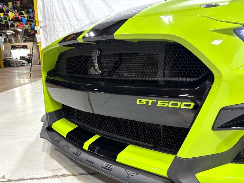 Used 2020 Ford Mustang Shelby GT500 w/ Carbon Fiber Track Pack image 9