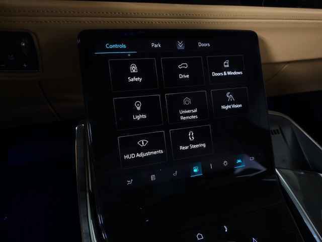 Used 2025 Cadillac Escalade IQ Sport 2 image 41