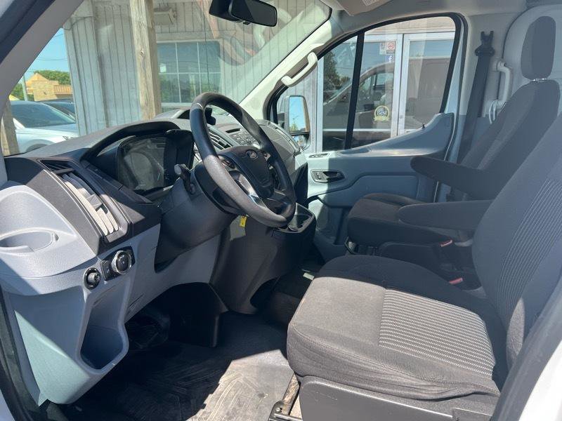 Used 2018 Ford Transit 150 130 Low Roof RWD image 12