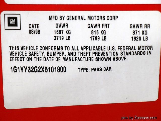 Used 1999 Chevrolet Corvette Convertible w/ Memory Pkg RWD image 33