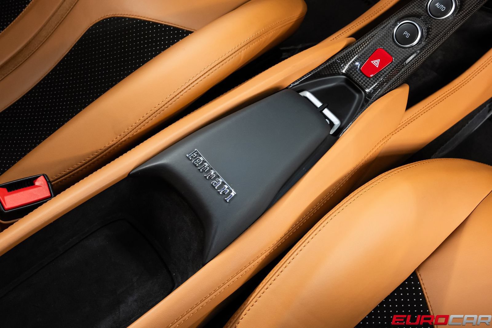 Used 2021 Ferrari F8 Tributo RWD image 35