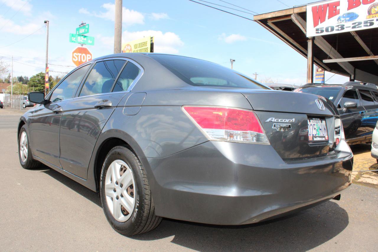 Used 2010 Honda Accord LX image 4