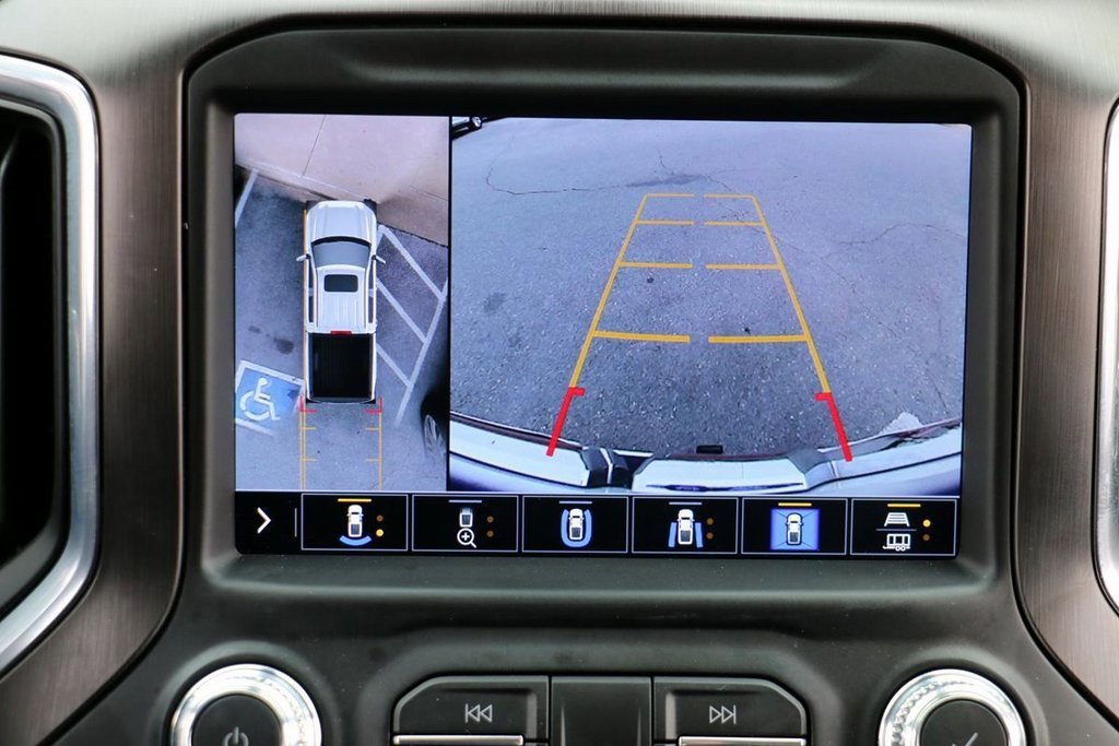 Used 2021 GMC Sierra 1500 AT4 w/ AT4 Premium Package image 17