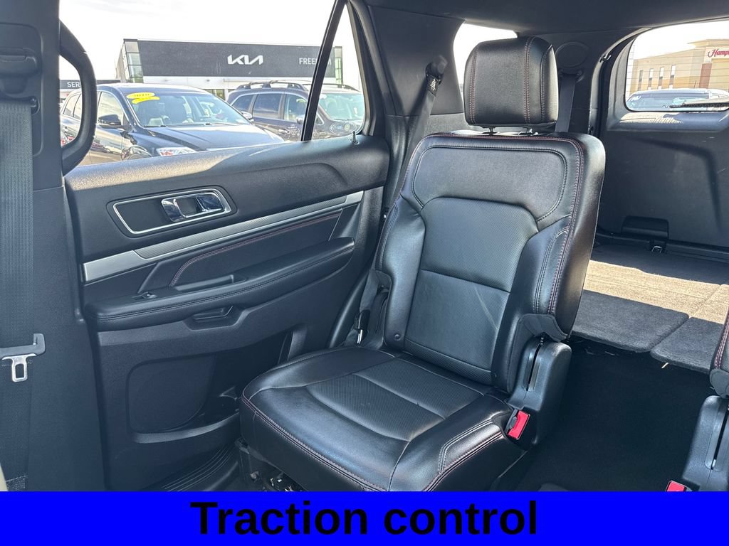 Used 2019 Ford Explorer Sport w/ Equipment Group 401A AWD/4WD image 13