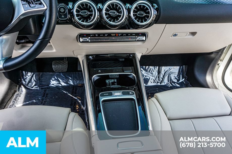 Used 2024 Mercedes-Benz GLA 250 w/ Exclusive Package image 41
