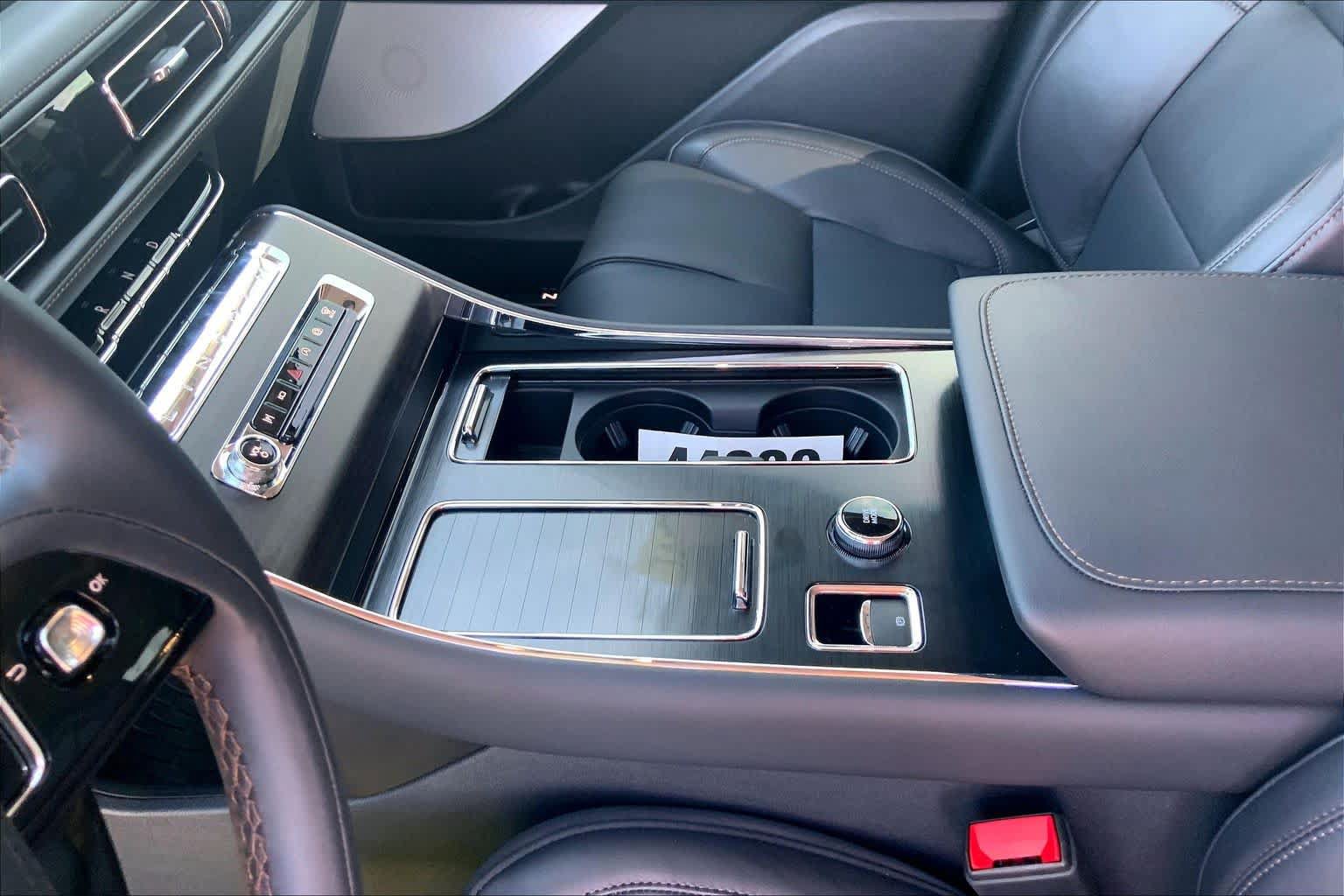 New 2026 Lincoln Aviator Reserve AWD/4WD image 7