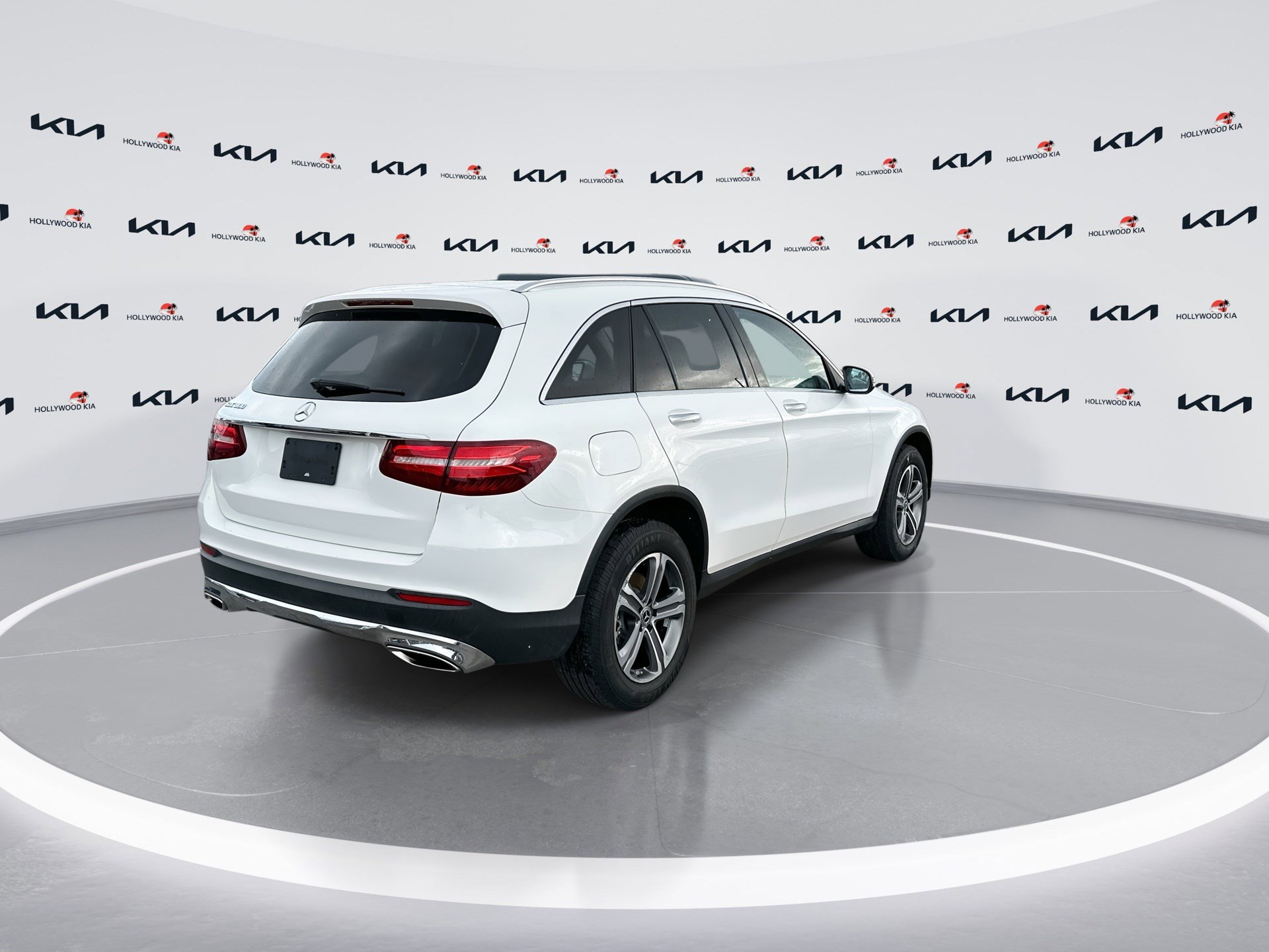 Used 2019 Mercedes-Benz GLC 300 image 8