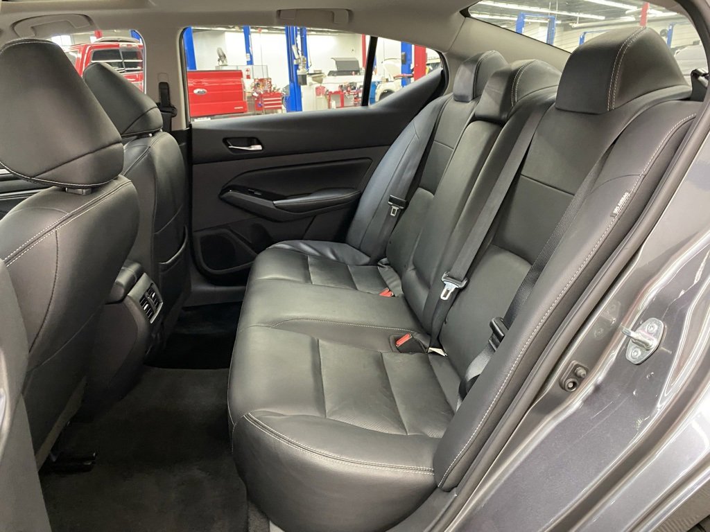 Used 2023 Nissan Altima 2.5 SL image 14