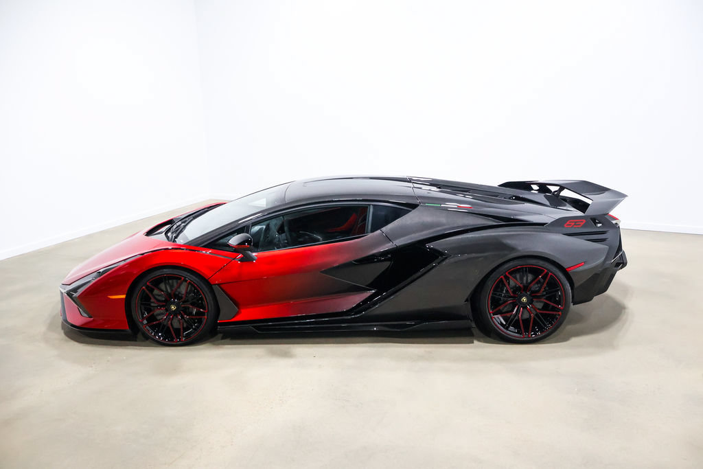 Used 2021 Lamborghini Sian Coupe AWD/4WD image 18