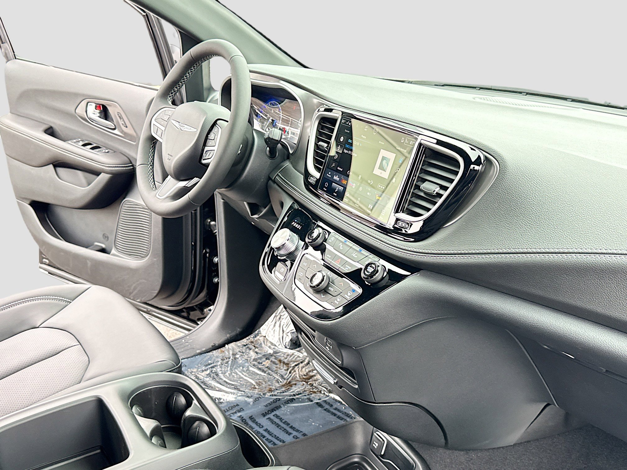 New 2026 Chrysler Pacifica Select image 5