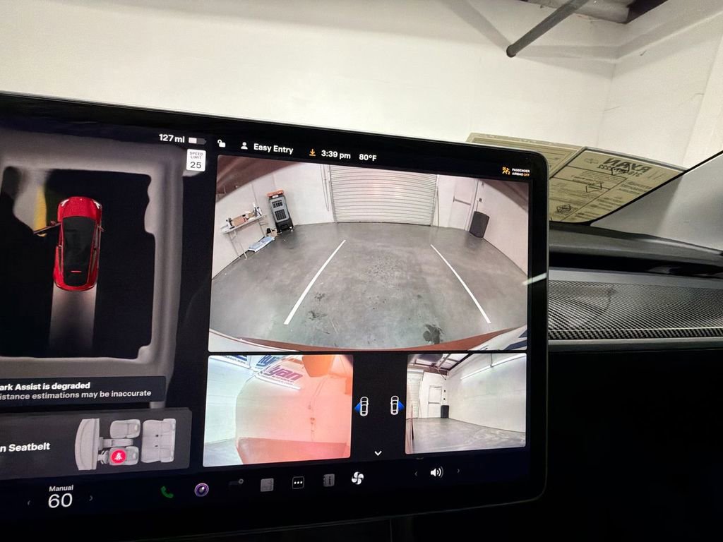 Used 2022 Tesla Model Y Performance AWD/4WD image 15