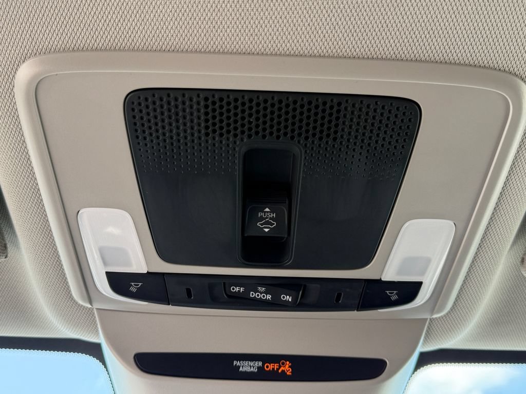 Used 2025 Honda HR-V EX-L image 20