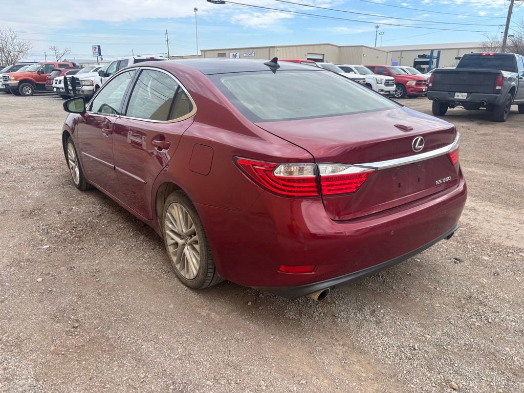 Used 2015 Lexus ES 350 w/ Ultra Luxury Package image 5