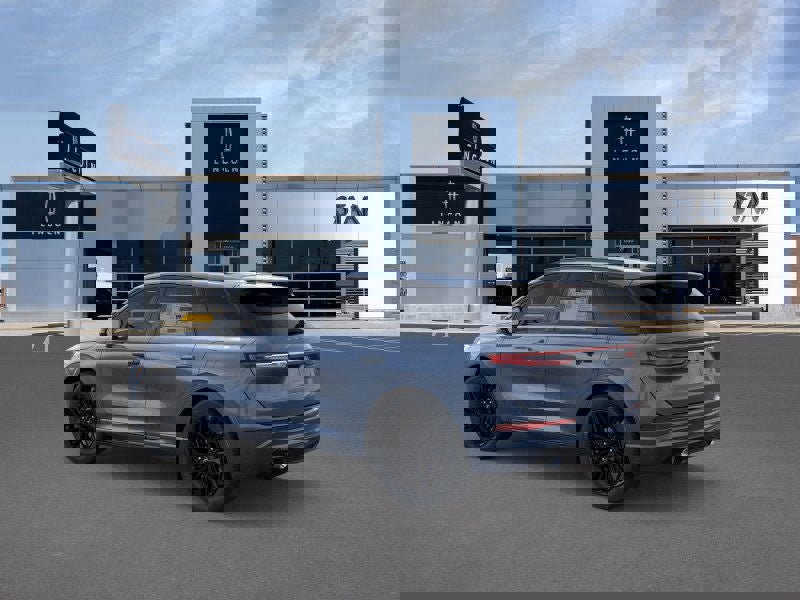 New 2026 Lincoln Corsair Premiere image 4