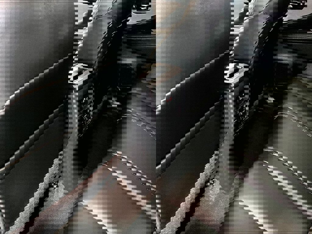 Used 2023 Nissan Murano SV w/ SV Midnight Edition Package image 19