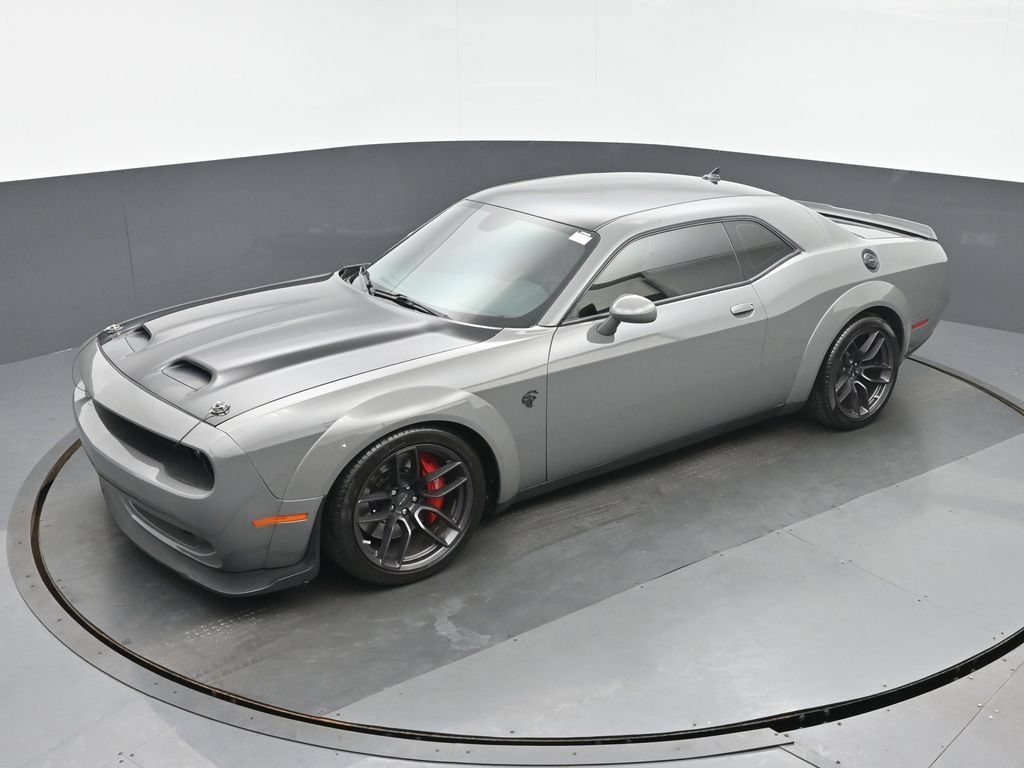 Used 2019 Dodge Challenger SRT Hellcat w/ Widebody Package RWD image 32