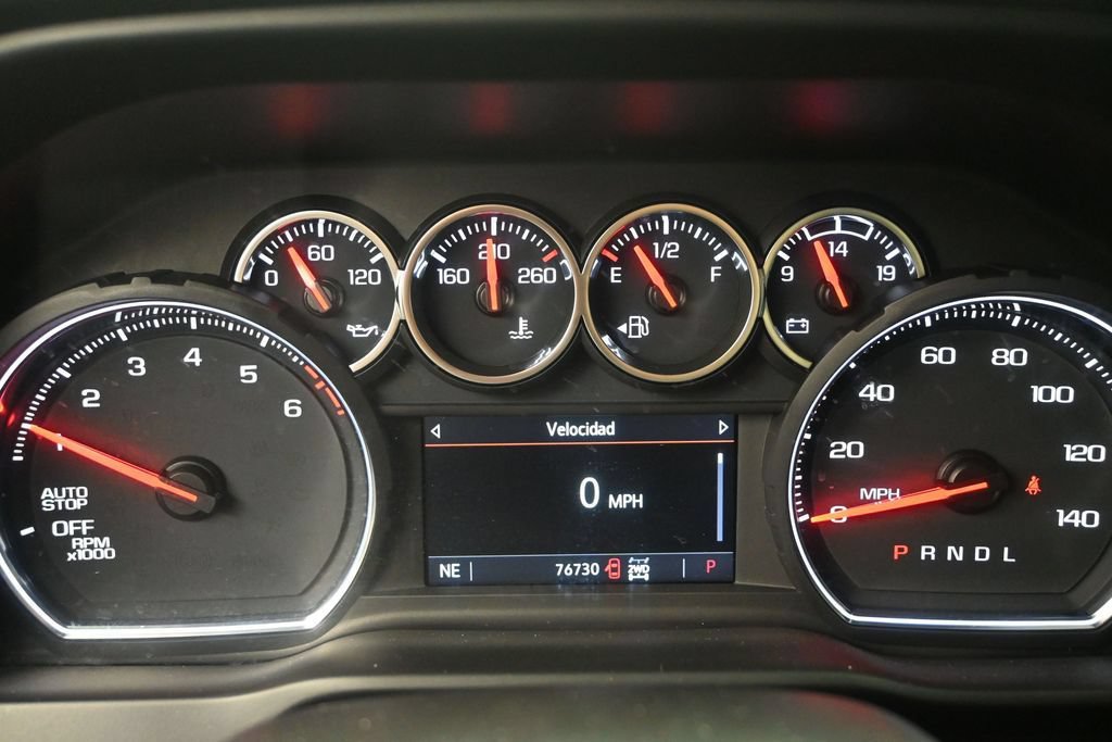 Used 2022 Chevrolet Silverado 1500 Custom w/ Safety Confidence Package AWD/4WD image 13