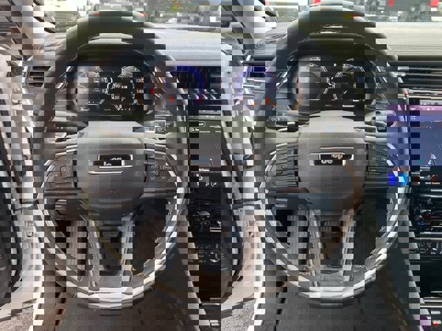 Used 2023 Jeep Grand Cherokee Limited w/ Black Appearance Package image 21