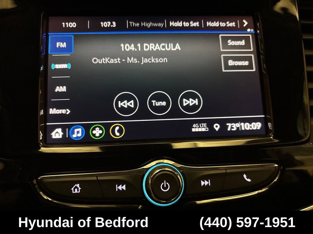 Used 2022 Buick Encore Preferred AWD/4WD image 19