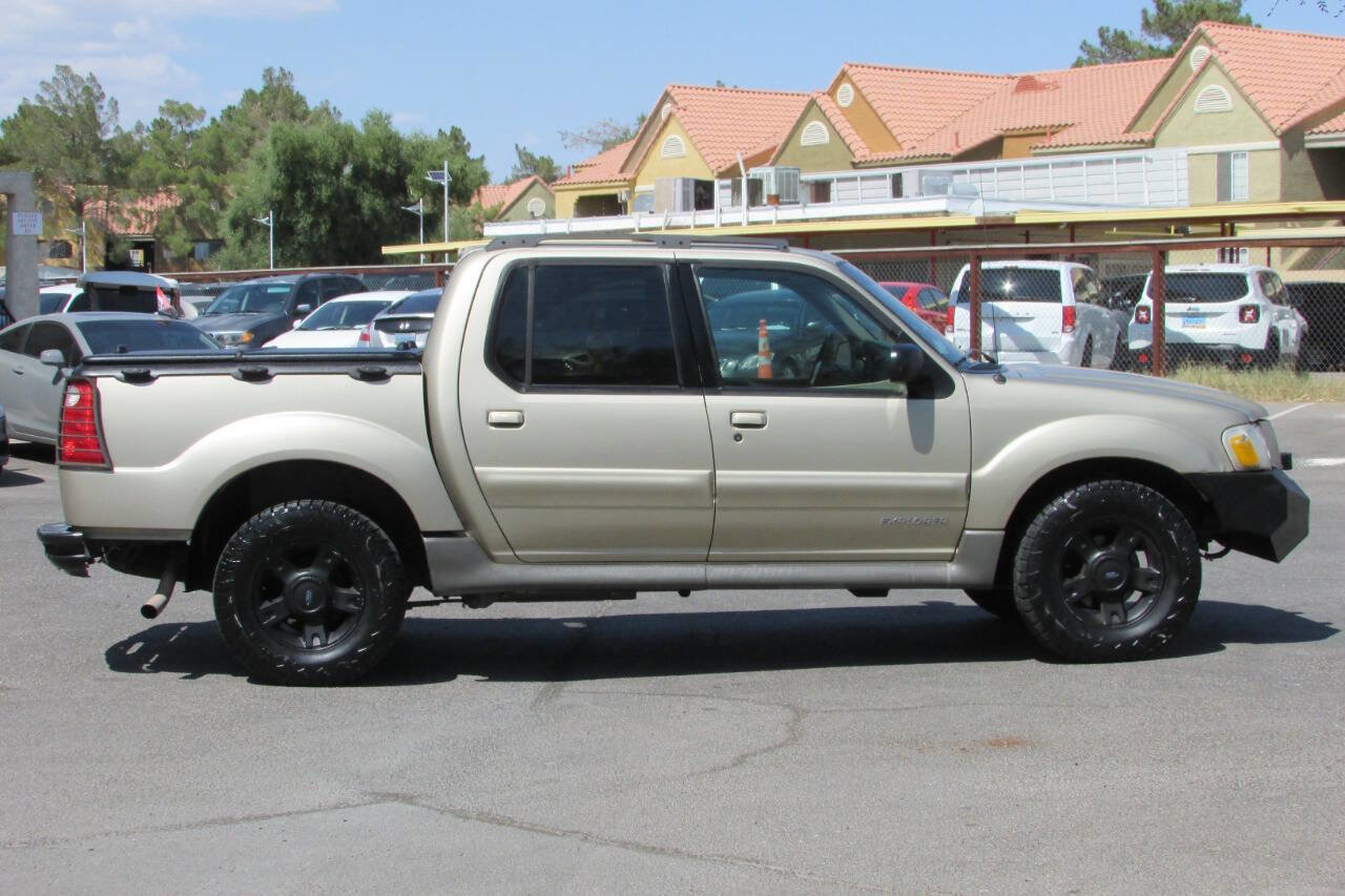 Used 2001 Ford Explorer Sport Trac 2WD image 9
