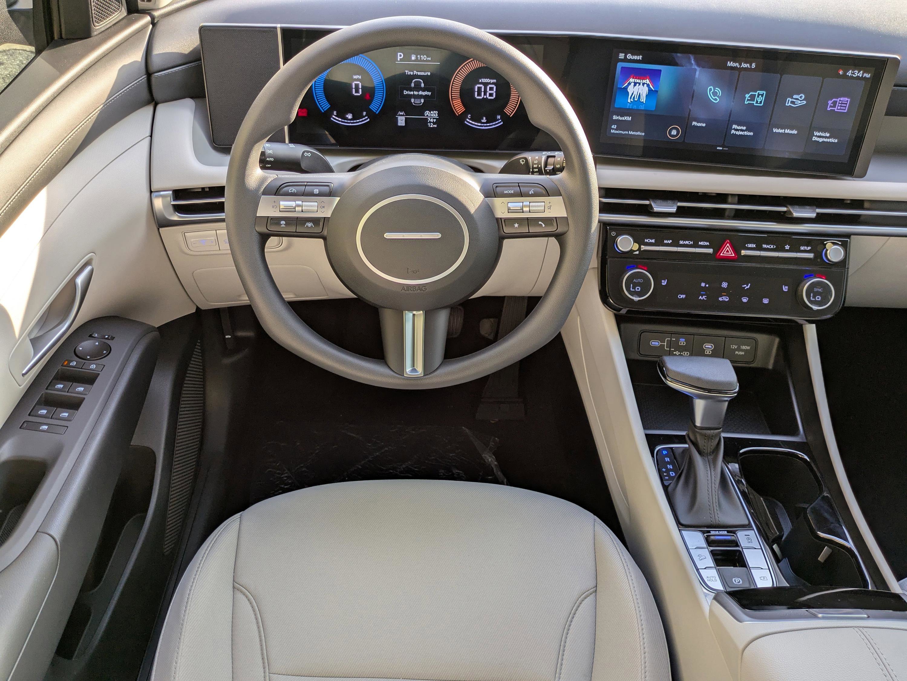 New 2026 Hyundai Tucson SEL image 17