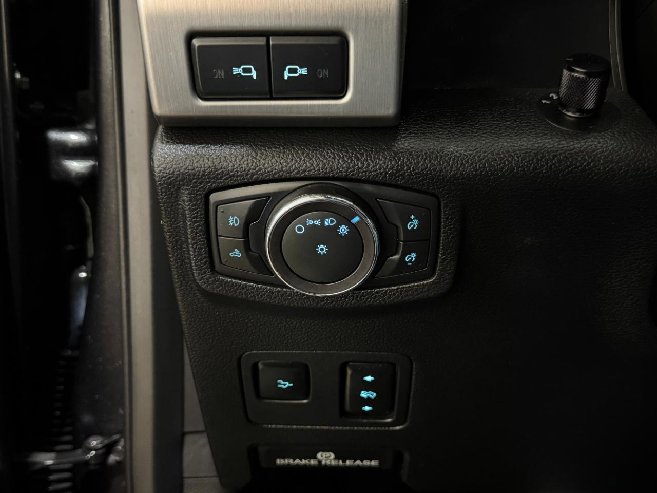 Used 2019 Ford F250 Platinum w/ Platinum Ultimate Package AWD/4WD image 29