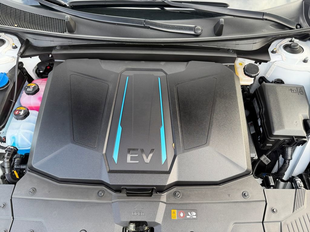 Certified 2024 Hyundai Ioniq 5 SEL image 23