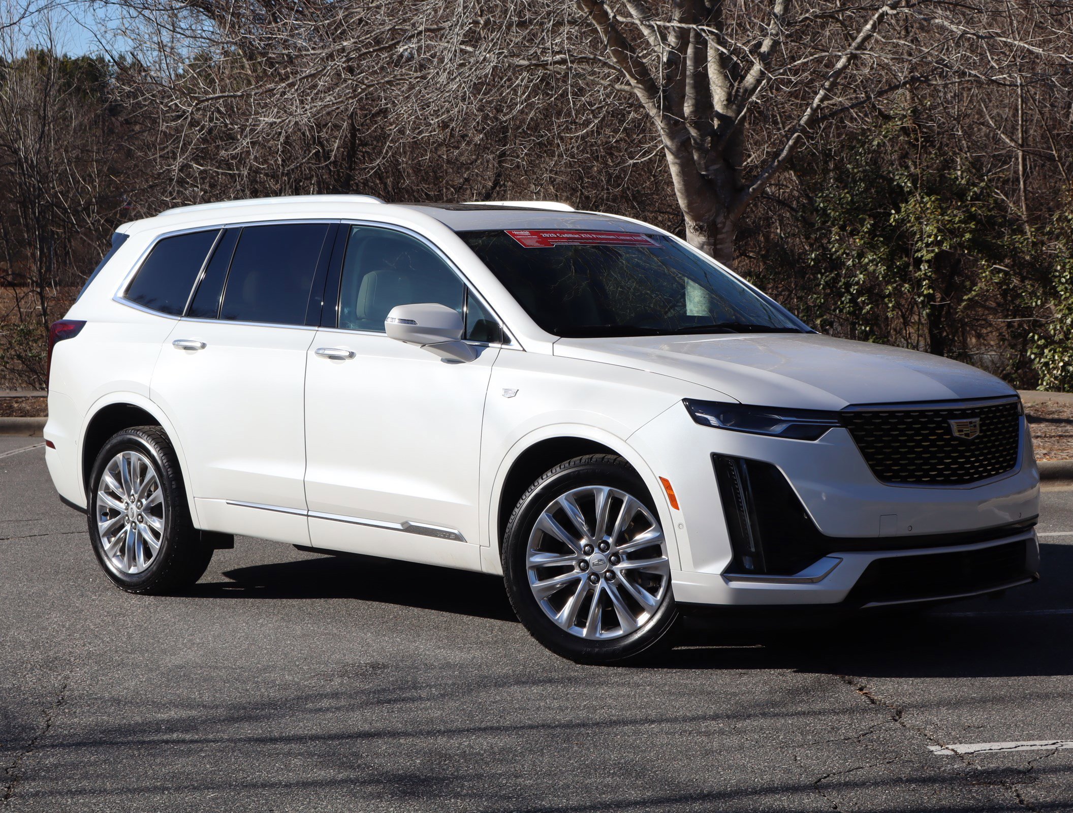 Used 2020 Cadillac XT6 Premium Luxury image 2