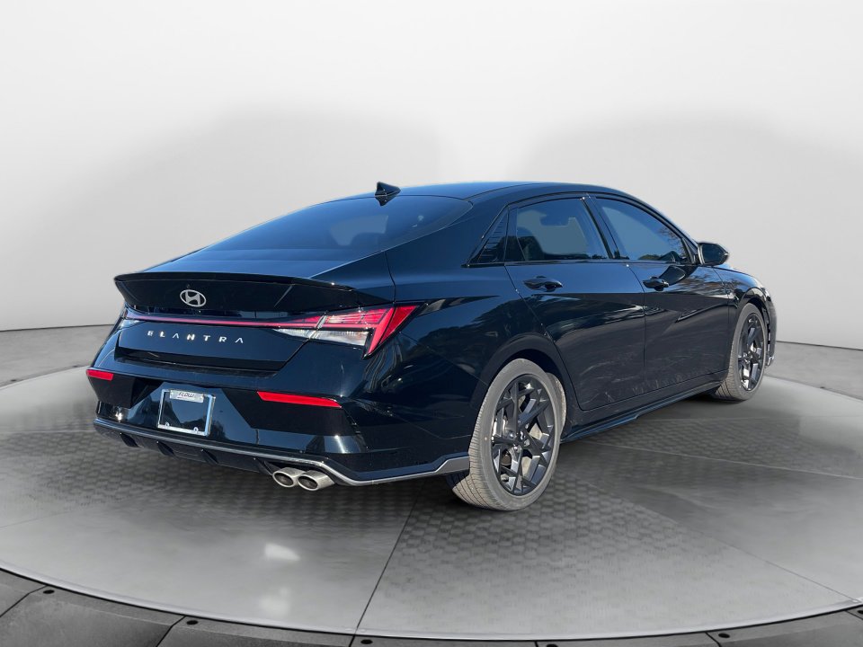 Certified 2025 Hyundai Elantra N Line image 7