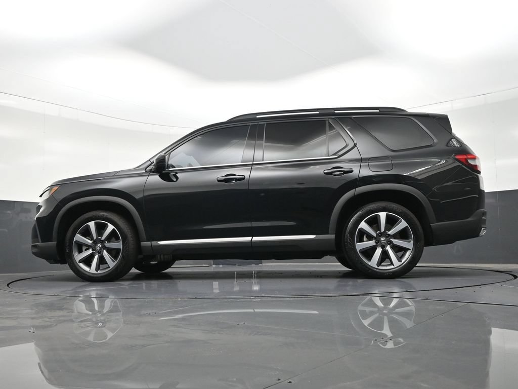 Used 2023 Honda Pilot Touring image 25