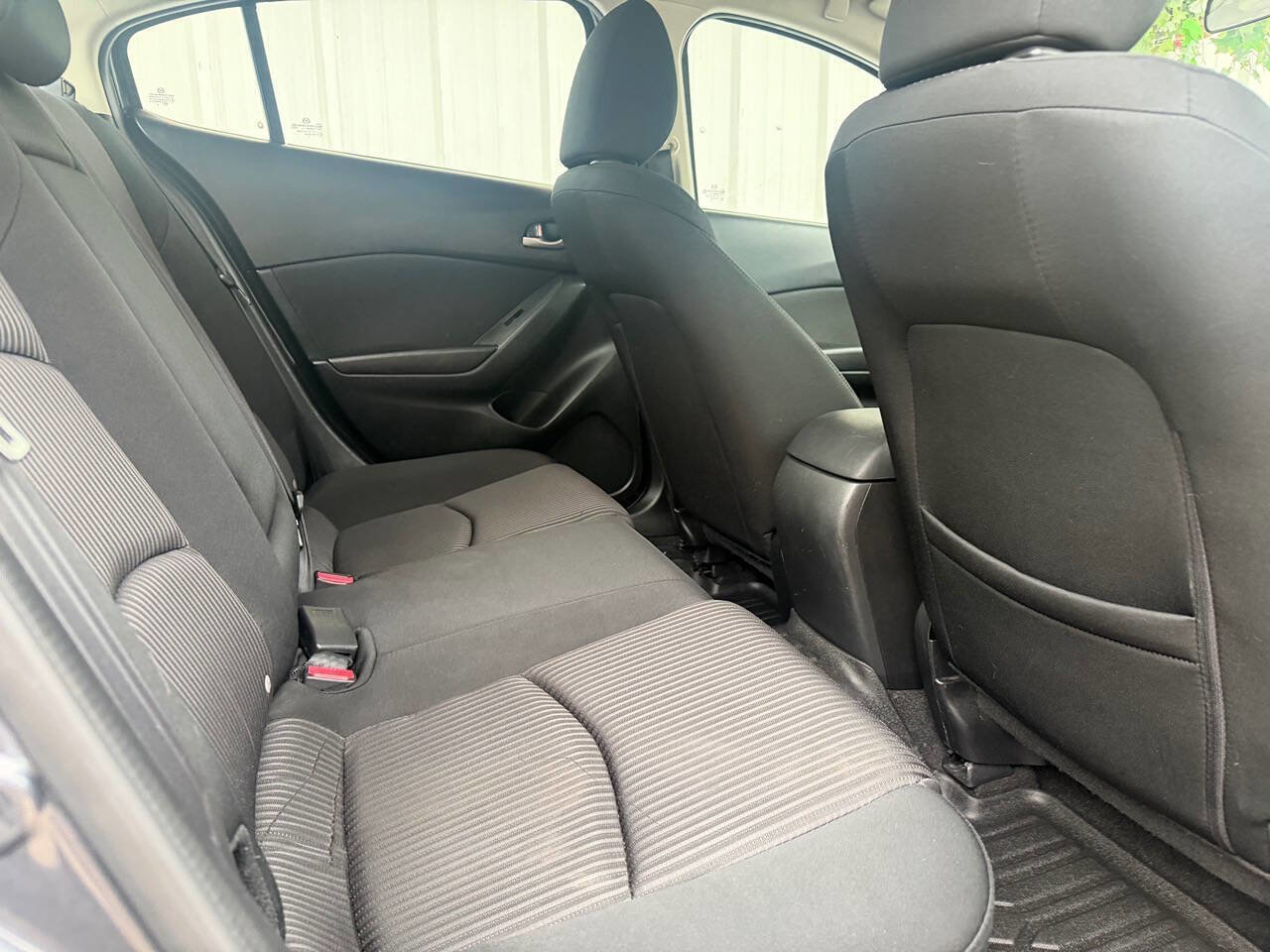 Used 2016 MAZDA MAZDA3 i Sport w/ Preferred Equipment Package FWD image 25
