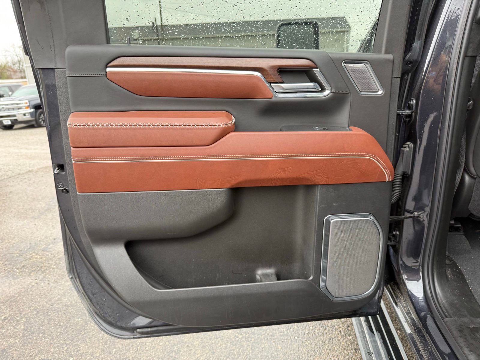 Used 2024 GMC Sierra 3500 Denali Ultimate image 14