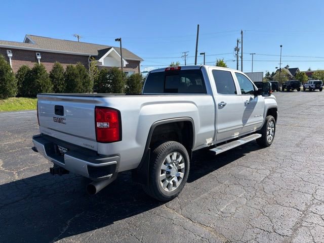 Used 2019 GMC Sierra 2500 Denali w/ Duramax Plus Package AWD/4WD image 7