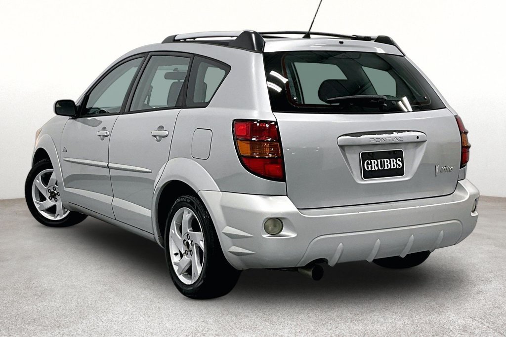 Used 2004 Pontiac Vibe w/ Moon And Tunes Value Package FWD image 12