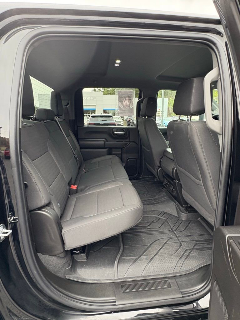 Used 2025 Chevrolet Silverado 2500 Custom w/ Custom Convenience Package image 8