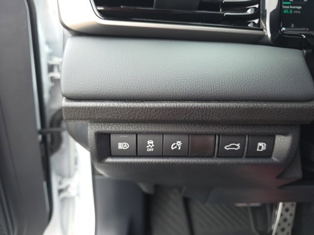 Used 2025 Toyota Camry XSE image 16