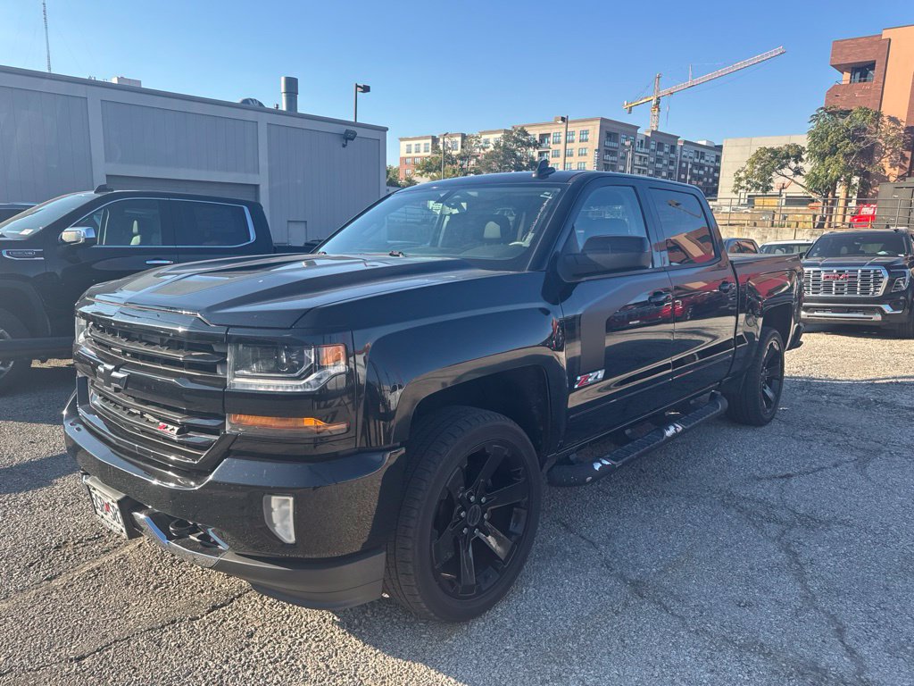 Used 2017 Chevrolet Silverado 1500 LT w/ Rally 2 Edition AWD/4WD image 2