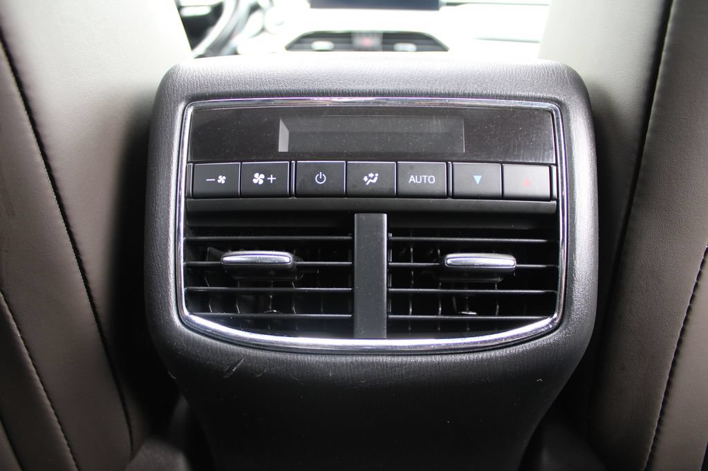 Used 2023 MAZDA CX-9 Signature AWD/4WD image 17