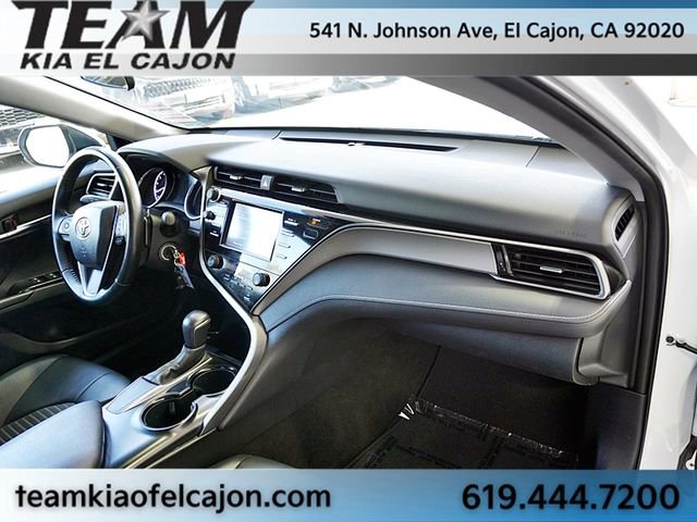 Used 2020 Toyota Camry SE w/ Carpet Mat Package image 11
